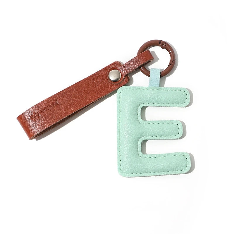 Lettre de l'Alphabet Charm